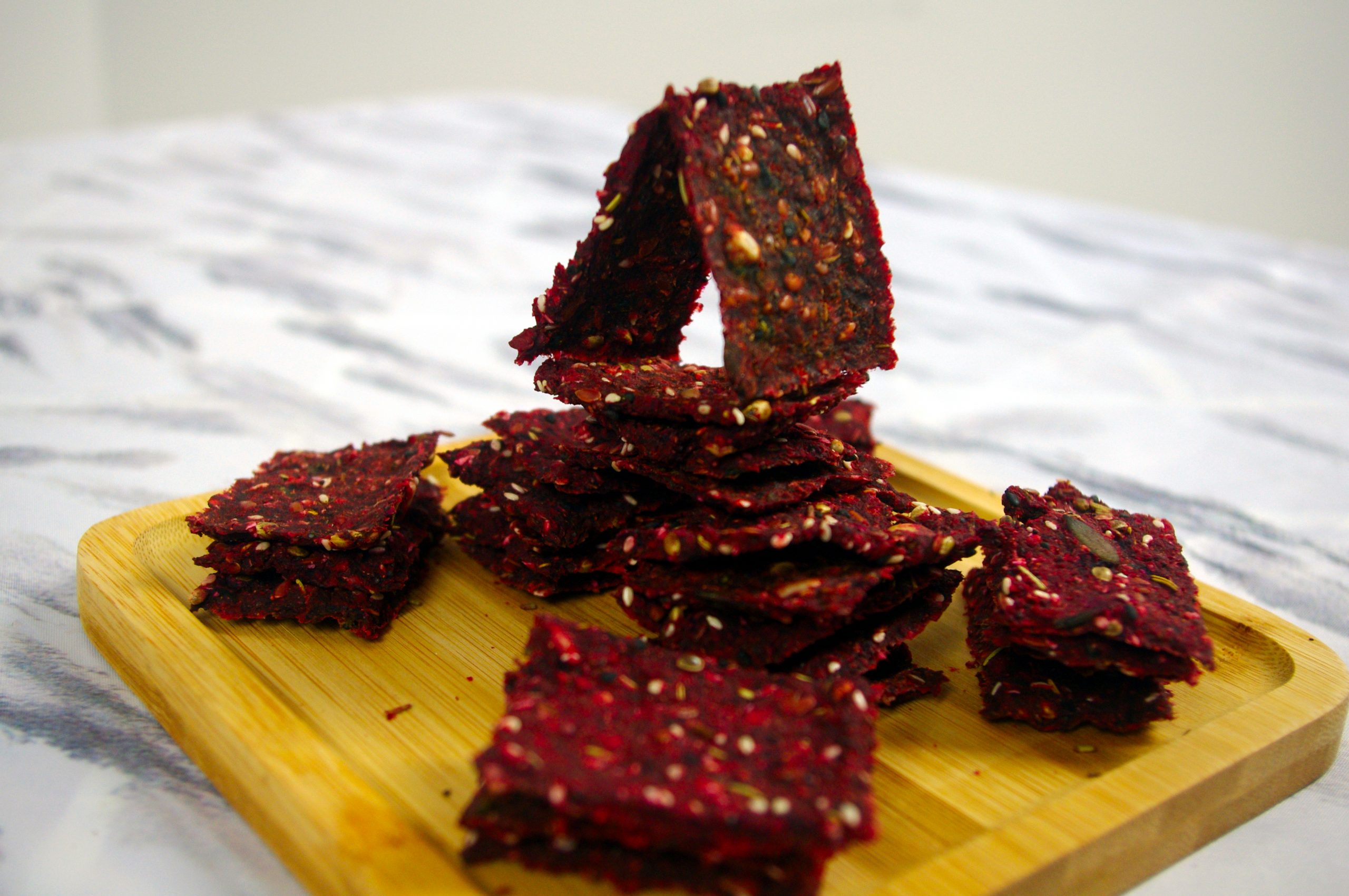 Galletas de zanahoria y remolacha crudiveganas